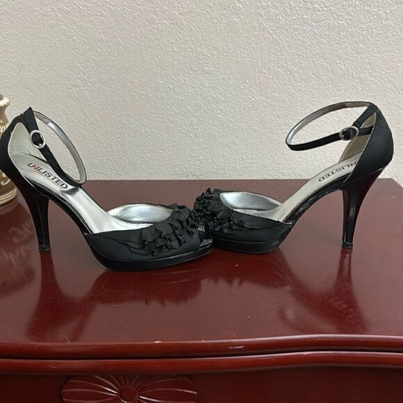 š UnlistedāAāKENNETHāCOLEĀ BLACKāHEELSāš - Picture 6 of 7